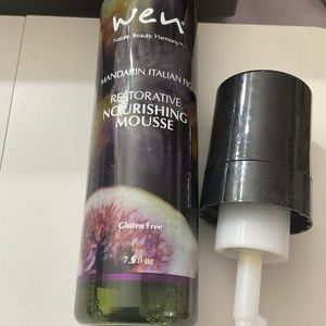 WEN Chaz Dean Mandarin Italian Fig
Restorative Nourishing Mousse 7.5 ounce New